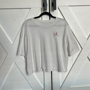 Womens Air Jordan loose fit crop tee